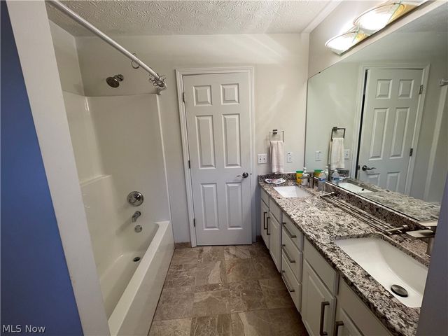 19956 Colleen Court, Strongsville, OH 44149