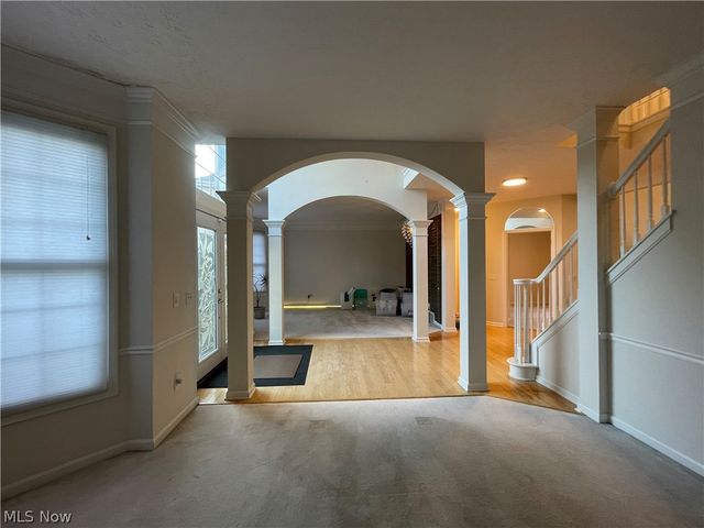 19956 Colleen Court, Strongsville, OH 44149