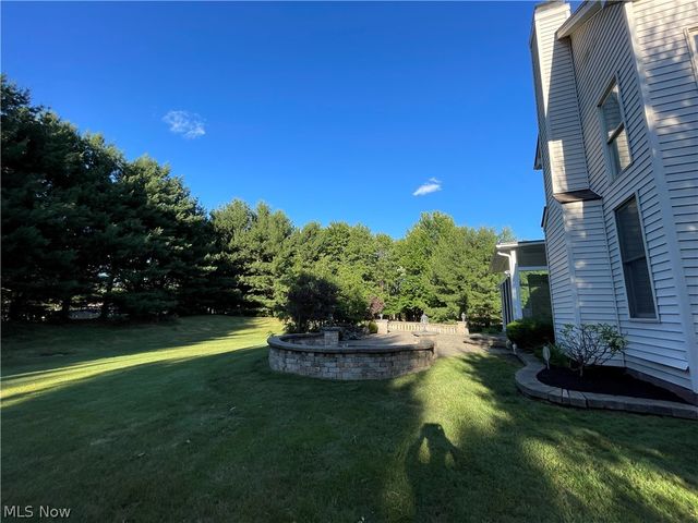 19956 Colleen Court, Strongsville, OH 44149