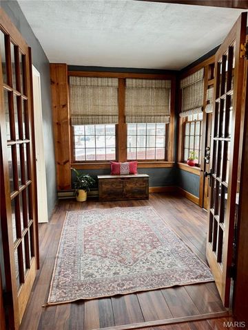 30 Grand Avenue, Belleville, IL 62220