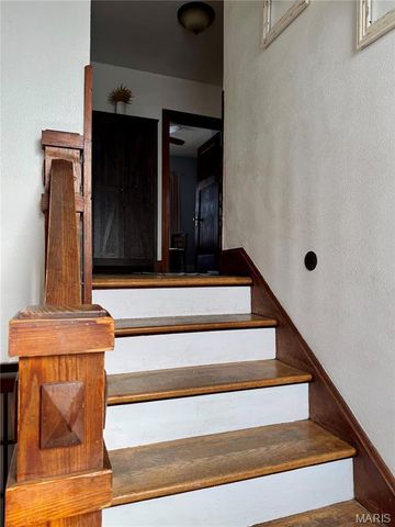 30 Grand Avenue, Belleville, IL 62220