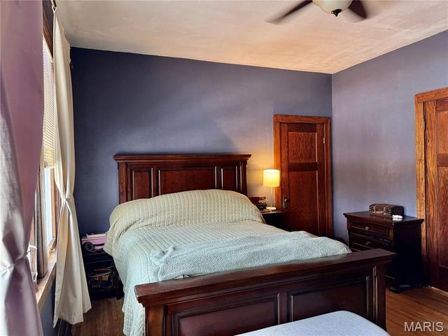 30 Grand Avenue, Belleville, IL 62220