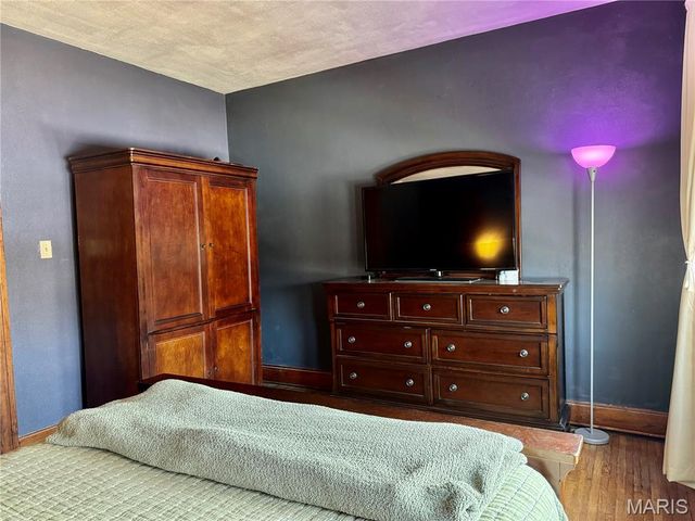 30 Grand Avenue, Belleville, IL 62220