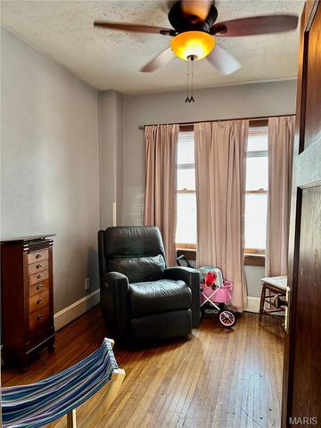 30 Grand Avenue, Belleville, IL 62220