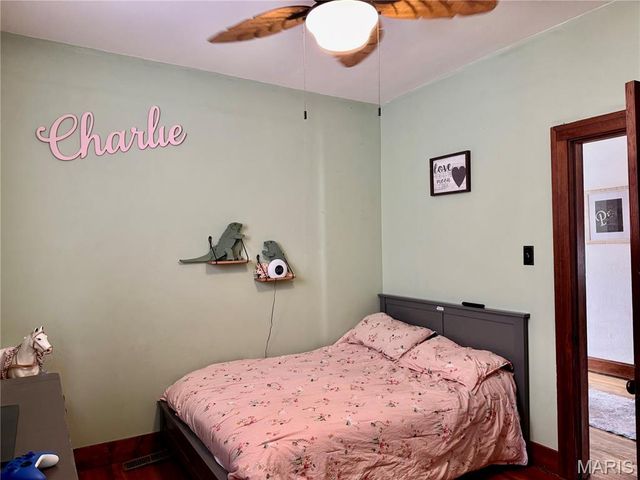 30 Grand Avenue, Belleville, IL 62220