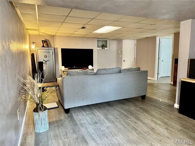 30 Grand Avenue, Belleville, IL 62220