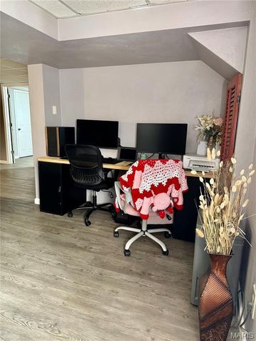 30 Grand Avenue, Belleville, IL 62220