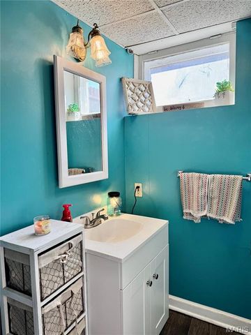 30 Grand Avenue, Belleville, IL 62220