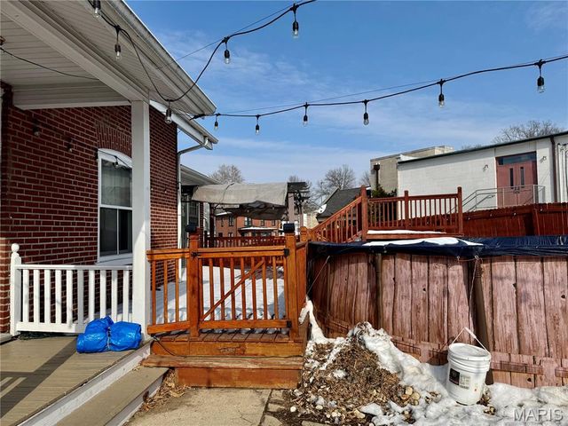 30 Grand Avenue, Belleville, IL 62220