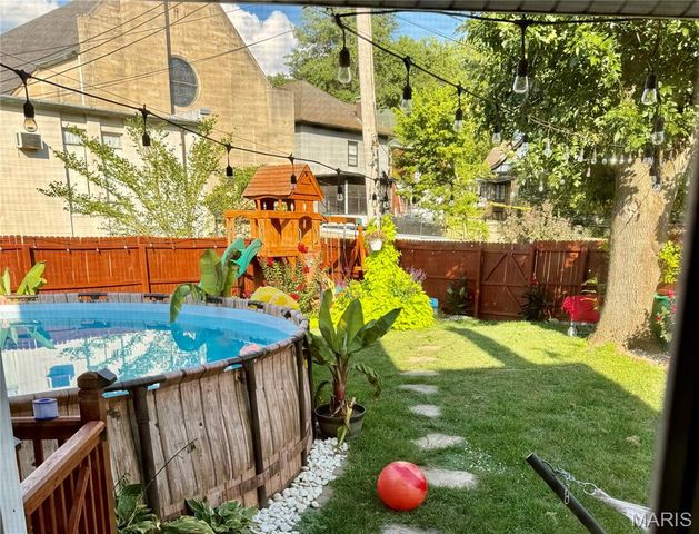 30 Grand Avenue, Belleville, IL 62220