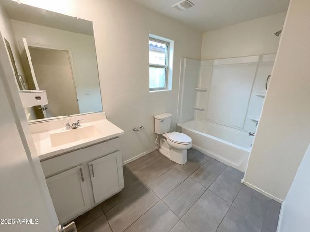 2952 E FAIRVIEW Avenue, Mesa, AZ 85204