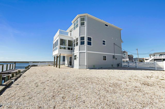 29 Toms Court, Little Egg Harbor, NJ 08087