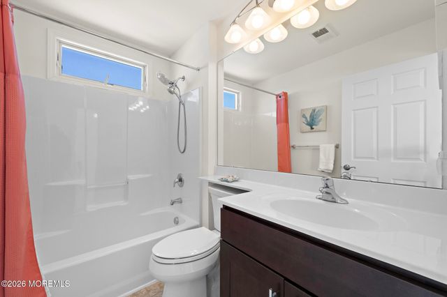 29 Toms Court, Little Egg Harbor, NJ 08087