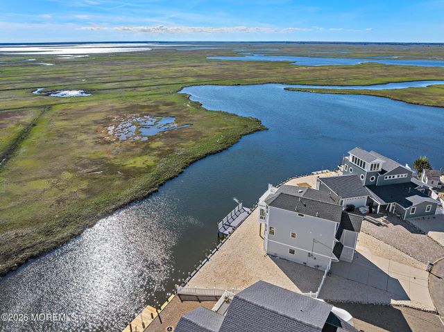 29 Toms Court, Little Egg Harbor, NJ 08087