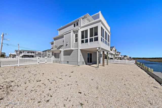 29 Toms Court, Little Egg Harbor, NJ 08087