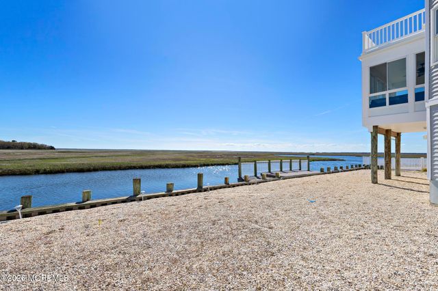 29 Toms Court, Little Egg Harbor, NJ 08087