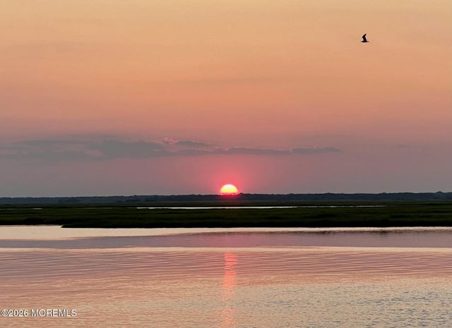 29 Toms Court, Little Egg Harbor, NJ 08087