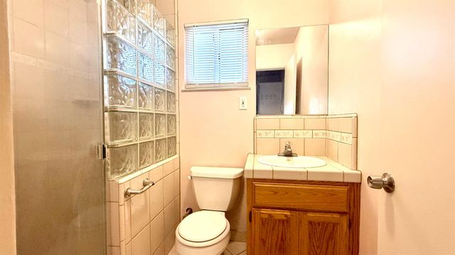 2335 N Douty Street, Hanford, CA 93230