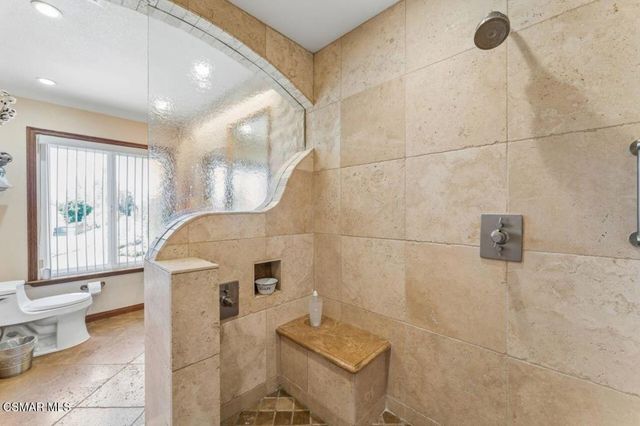 2526 Glenhurst Court, Simi Valley, CA 93063