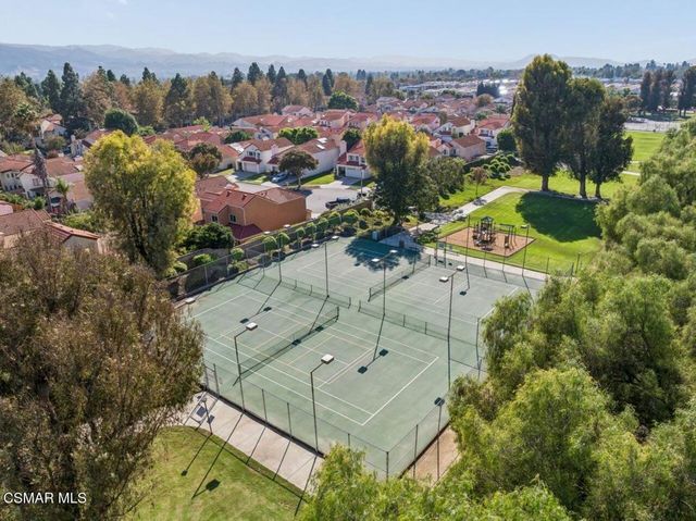2526 Glenhurst Court, Simi Valley, CA 93063