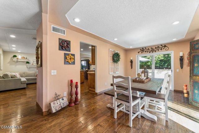 2526 Glenhurst Court, Simi Valley, CA 93063