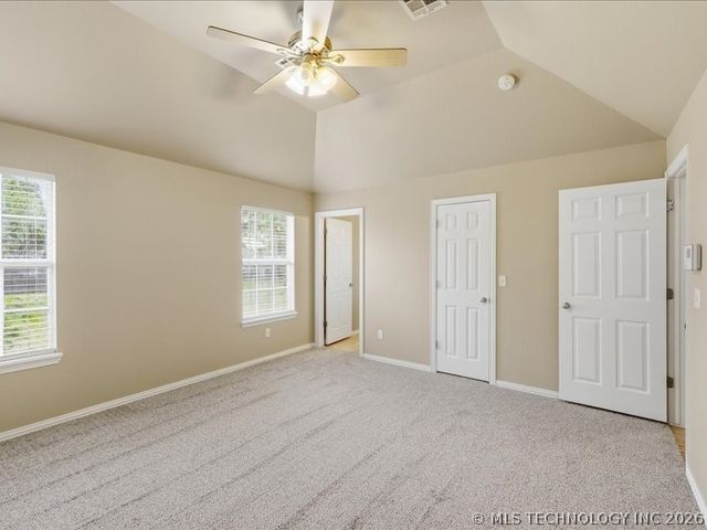 11268 S 276th East Avenue, Coweta, OK 74429