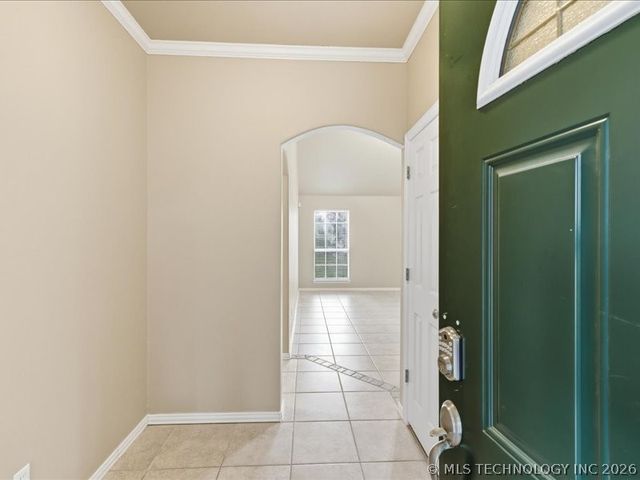 11268 S 276th East Avenue, Coweta, OK 74429