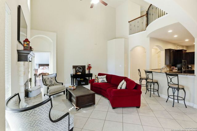 113 Misty Dawn, Castroville, TX 78009