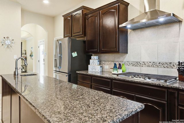 113 Misty Dawn, Castroville, TX 78009