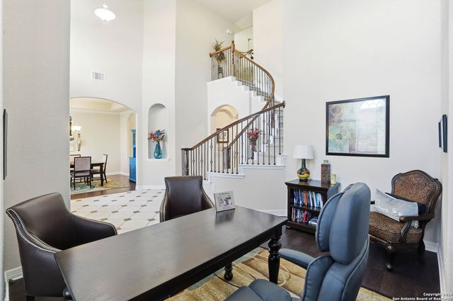 113 Misty Dawn, Castroville, TX 78009