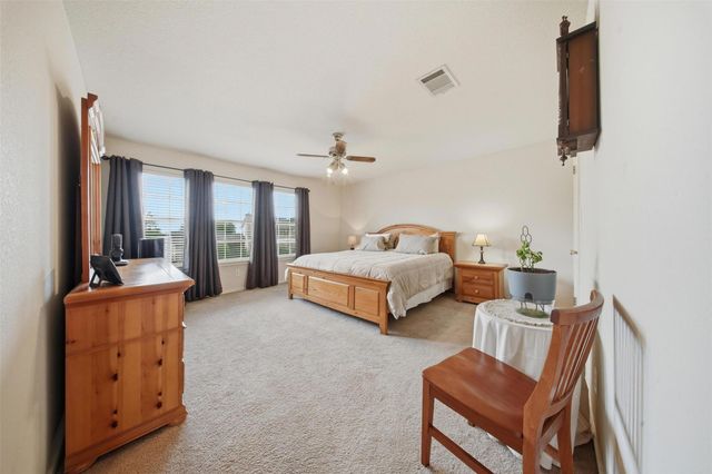 109 Morningside CIR, Hutto, TX 78634