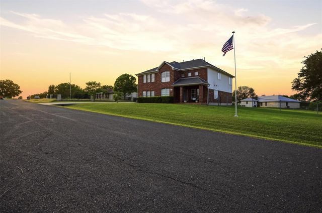 109 Morningside CIR, Hutto, TX 78634