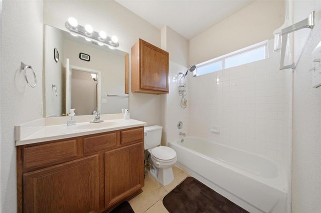 109 Morningside CIR, Hutto, TX 78634