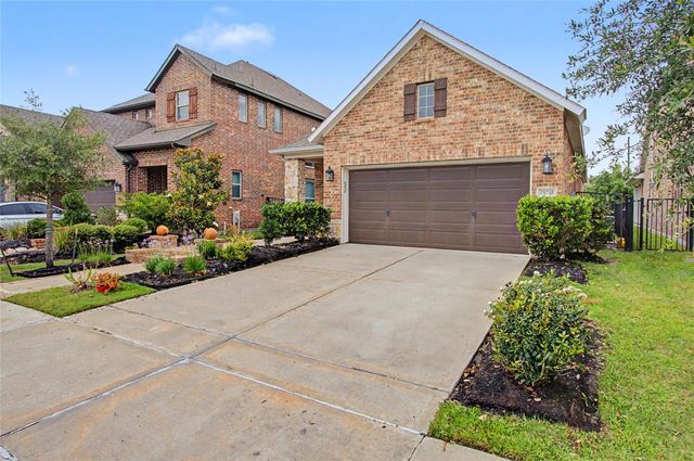 19718 Shinnery Ridge Court, Cypress, TX 77433