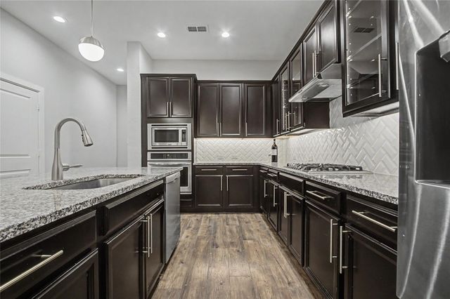 19718 Shinnery Ridge Court, Cypress, TX 77433