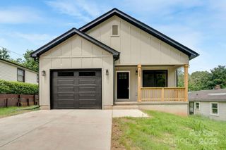 113 7th Avenue SE, Hickory, NC 28602
