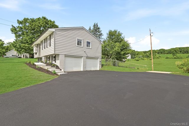 62 S Parliman Road, Lagrangeville, NY 12540