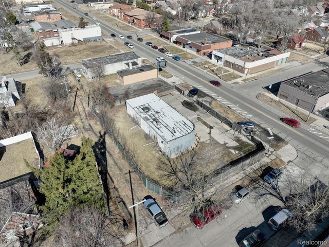 10301 WHITTIER Street, Detroit, MI 48224