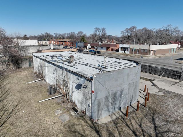 10301 WHITTIER Street, Detroit, MI 48224