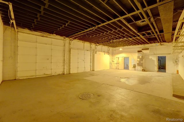 10301 WHITTIER Street, Detroit, MI 48224