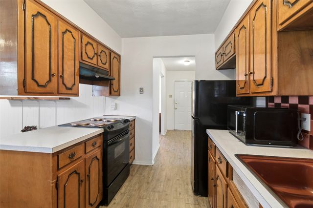 937 Patricia Street, Irving, TX 75060