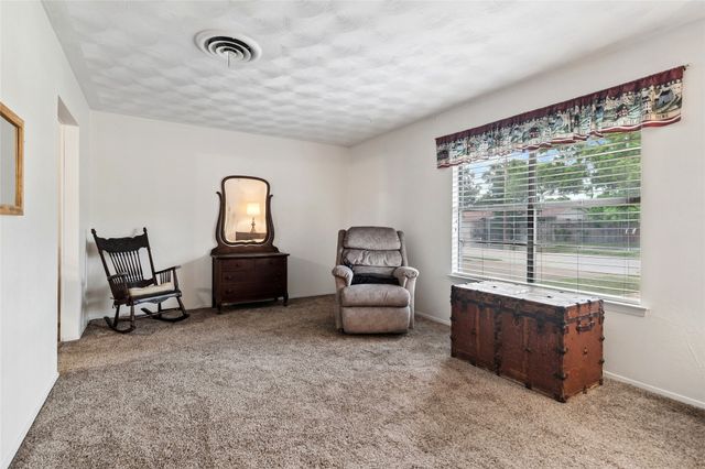 937 Patricia Street, Irving, TX 75060