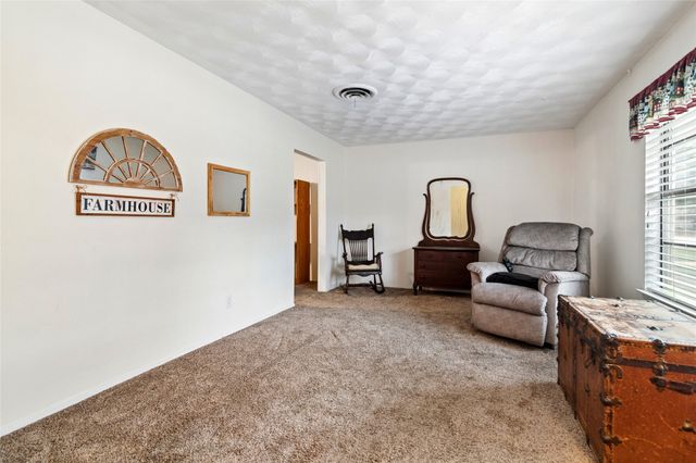 937 Patricia Street, Irving, TX 75060