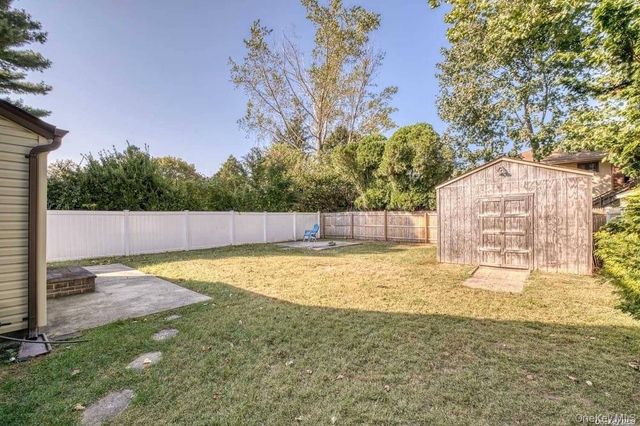 524 Central Avenue, Bethpage, NY 11714