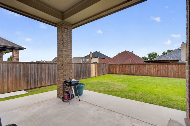 1013 Somerset Circle, Forney, TX 75126