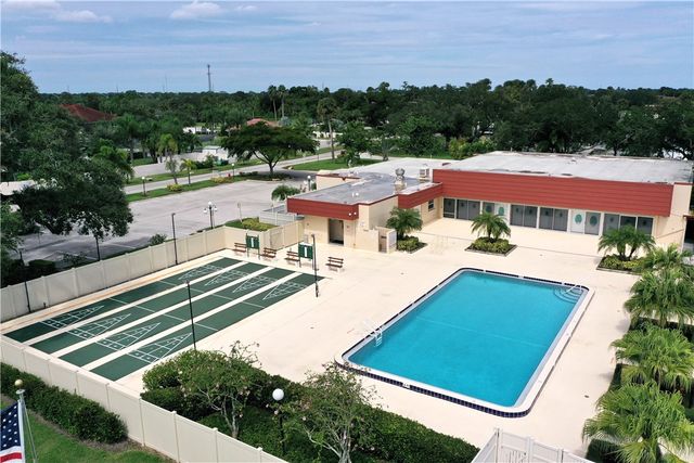 29 Pine Arbor Lane 204, Vero Beach, FL 32962