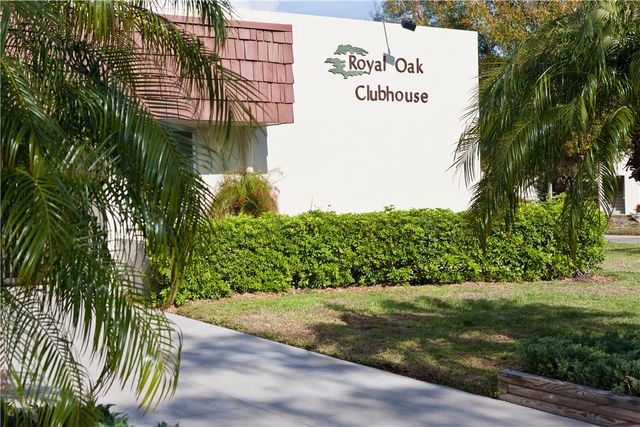 29 Pine Arbor Lane 204, Vero Beach, FL 32962