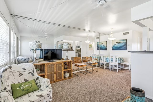 29 Pine Arbor Lane 204, Vero Beach, FL 32962