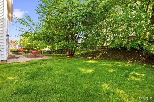 1316 Whispering Ridge Lane, St Peters, MO 63376