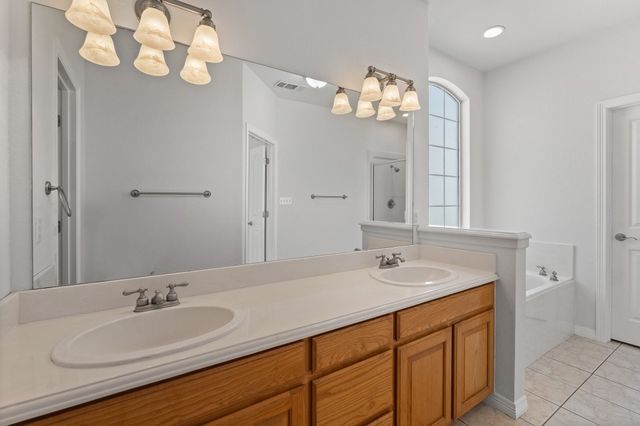2521 Pecan Springs Road, Cleburne, TX 76031